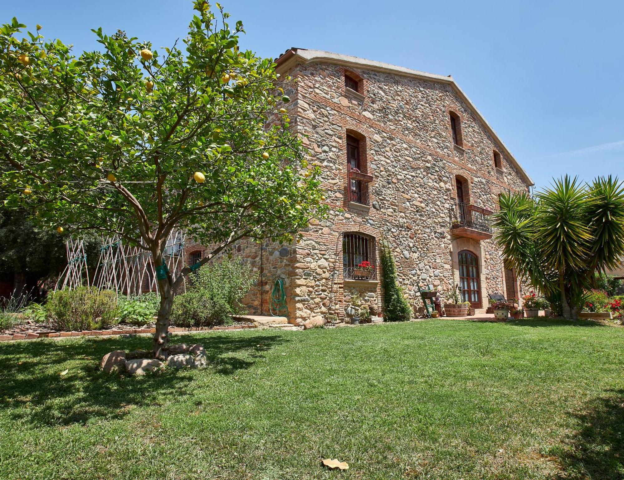 Mas Can Calet Aparthotel Les Franqueses del Vallès Exteriör bild